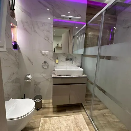Apartment Golden Rose